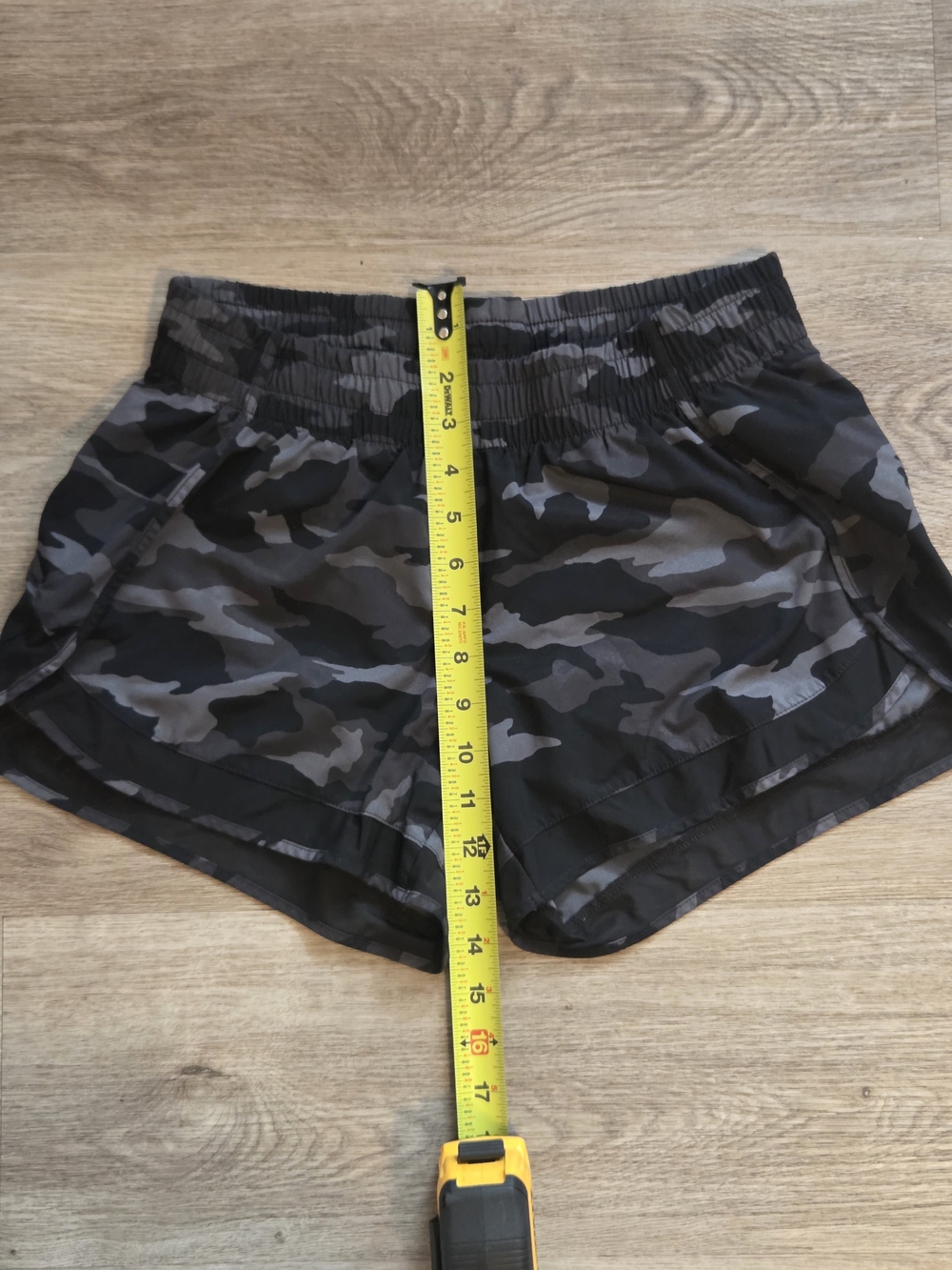 Athleta Black Camo Athletic Shorts - Picture 5 of 7